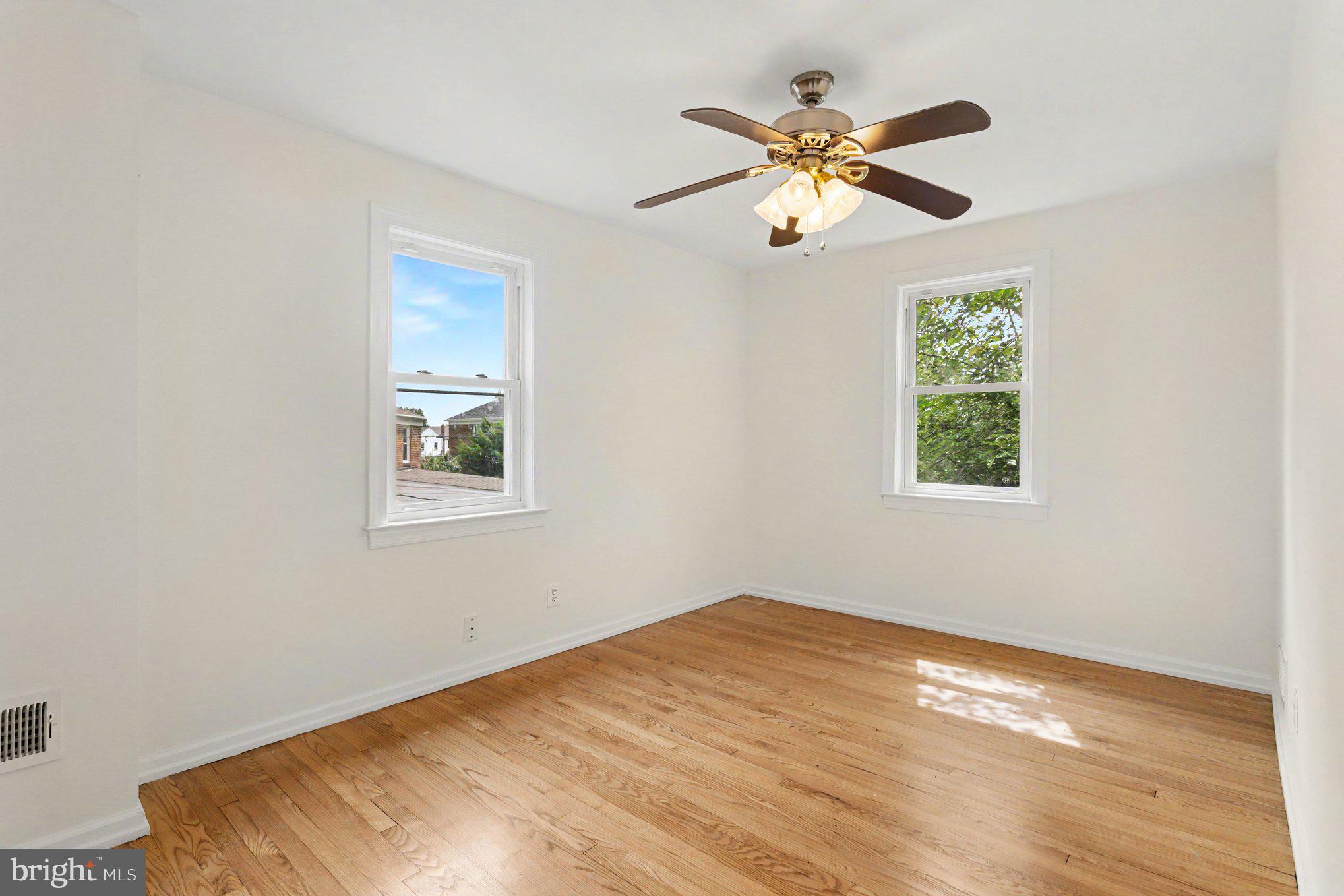 6609 Frederick Road Baltimore, MD 21228 - Photo 12 of 27 Gallery Image 12