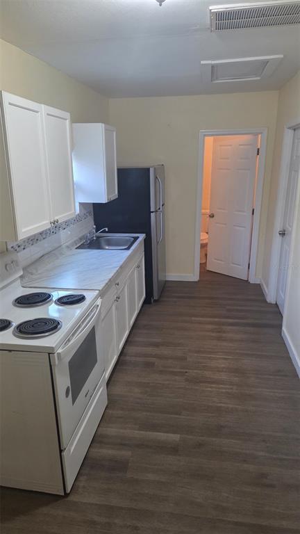 4115 West Comanche Avenue Tampa, FL 33614 - Photo 5 of 12