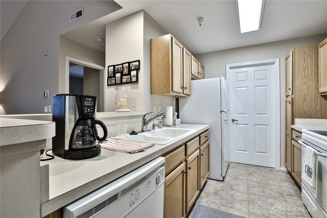 3170 East Stroop Road, Unit 308 Dayton, OH 45440 - Photo 10 of 27