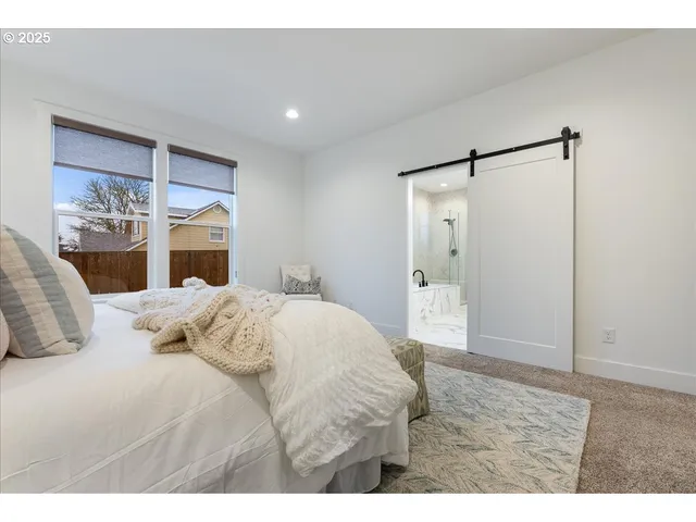 $699,000 | 14249 Holcomb Boulevard, Oregon City, OR 97045