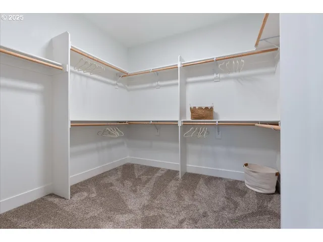 $699,000 | 14249 Holcomb Boulevard, Oregon City, OR 97045