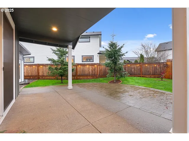 $699,000 | 14249 Holcomb Boulevard, Oregon City, OR 97045