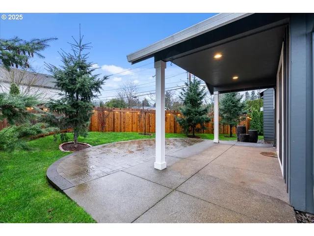 $699,000 | 14249 Holcomb Boulevard, Oregon City, OR 97045