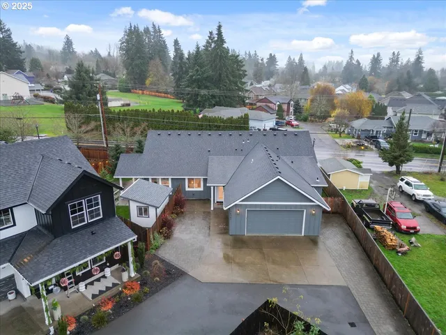 $699,000 | 14249 Holcomb Boulevard, Oregon City, OR 97045