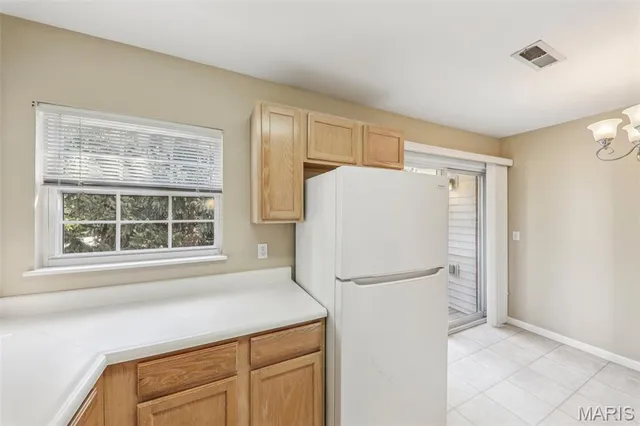 $164,000 | 450 Benton Drive, Unit E, St. Peters, MO 63376