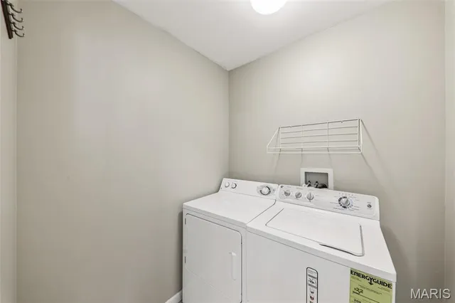 $164,000 | 450 Benton Drive, Unit E, St. Peters, MO 63376