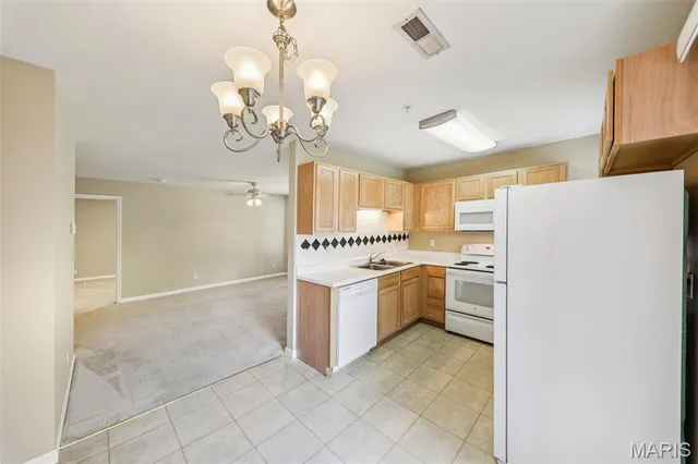 $164,000 | 450 Benton Drive, Unit E, St. Peters, MO 63376