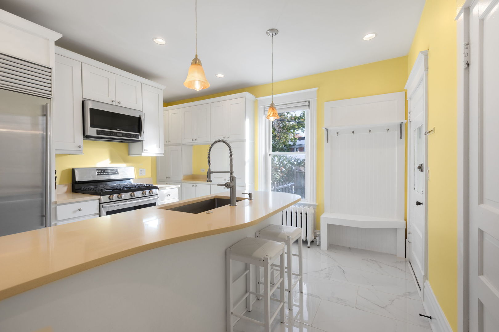 331 Granby Road Lake Forest, IL 60045 - Photo 8 of 23 a kitchen with a refrigerator and a stove top oven