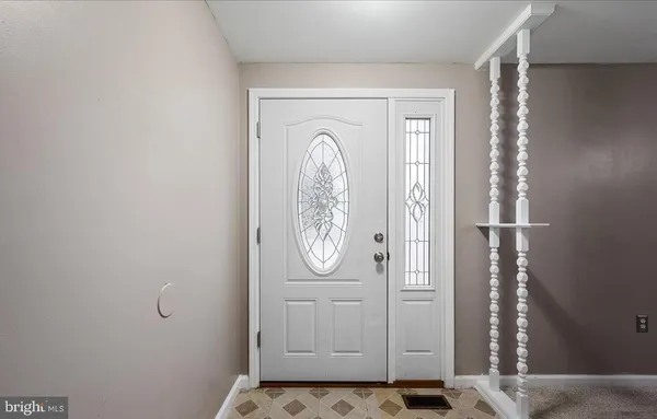 $2,325 | 163 Denny Lane, Winchester, VA 22603
