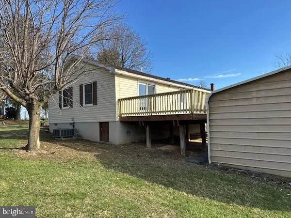 $2,325 | 163 Denny Lane, Winchester, VA 22603