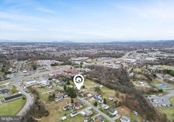 $2,325 | 163 Denny Lane, Winchester, VA 22603