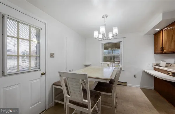 $2,325 | 163 Denny Lane, Winchester, VA 22603