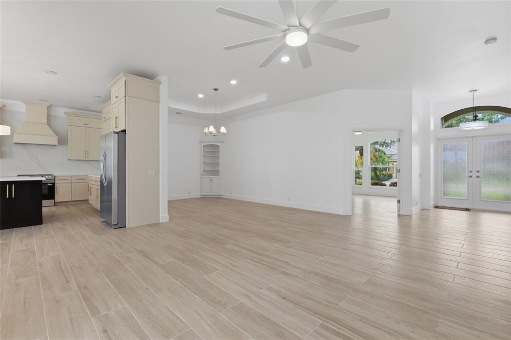 1021 Grouse Way Venice, FL 34285 - Photo 11 of 50