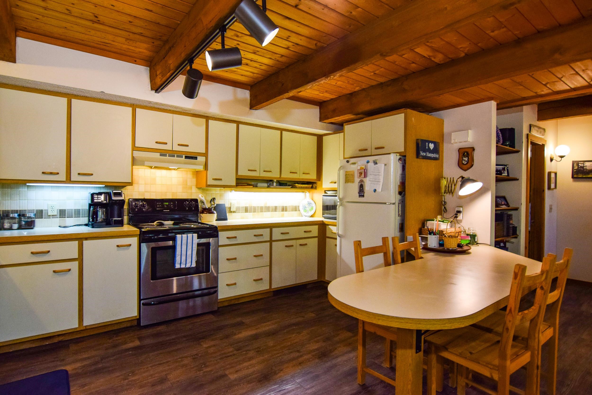 11 Fox Run Road, Unit 11 Bartlett, NH 03845 - Photo 12 of 40