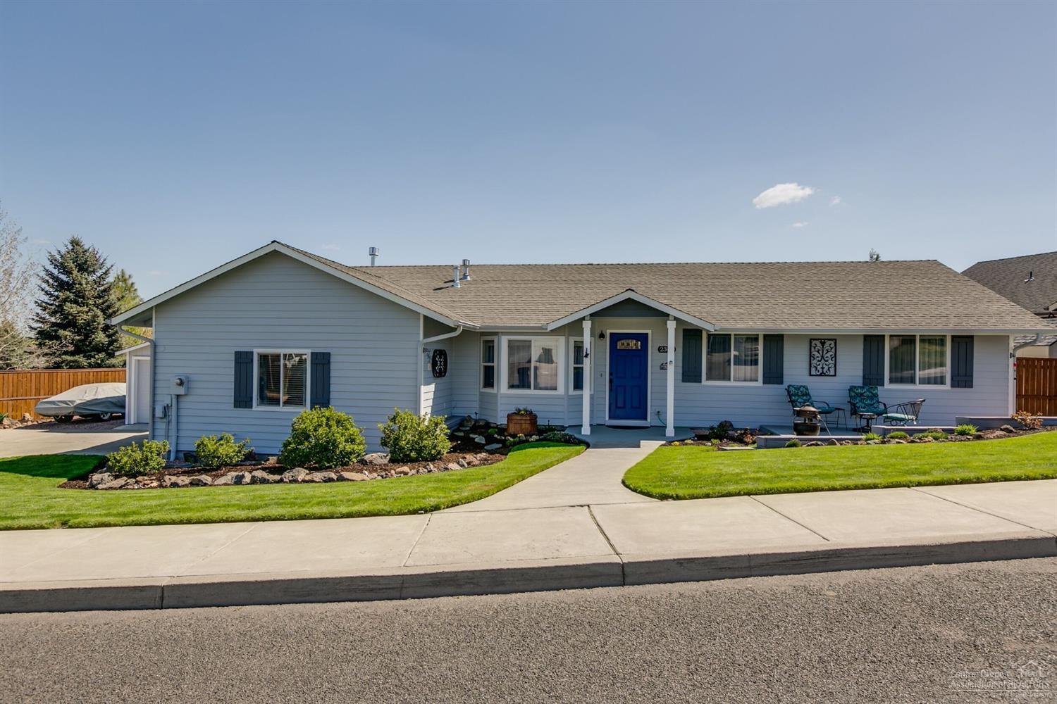 2344 Southwest 33rd Street Redmond, OR 97756 - Photo 1 of 25 Primary Photo