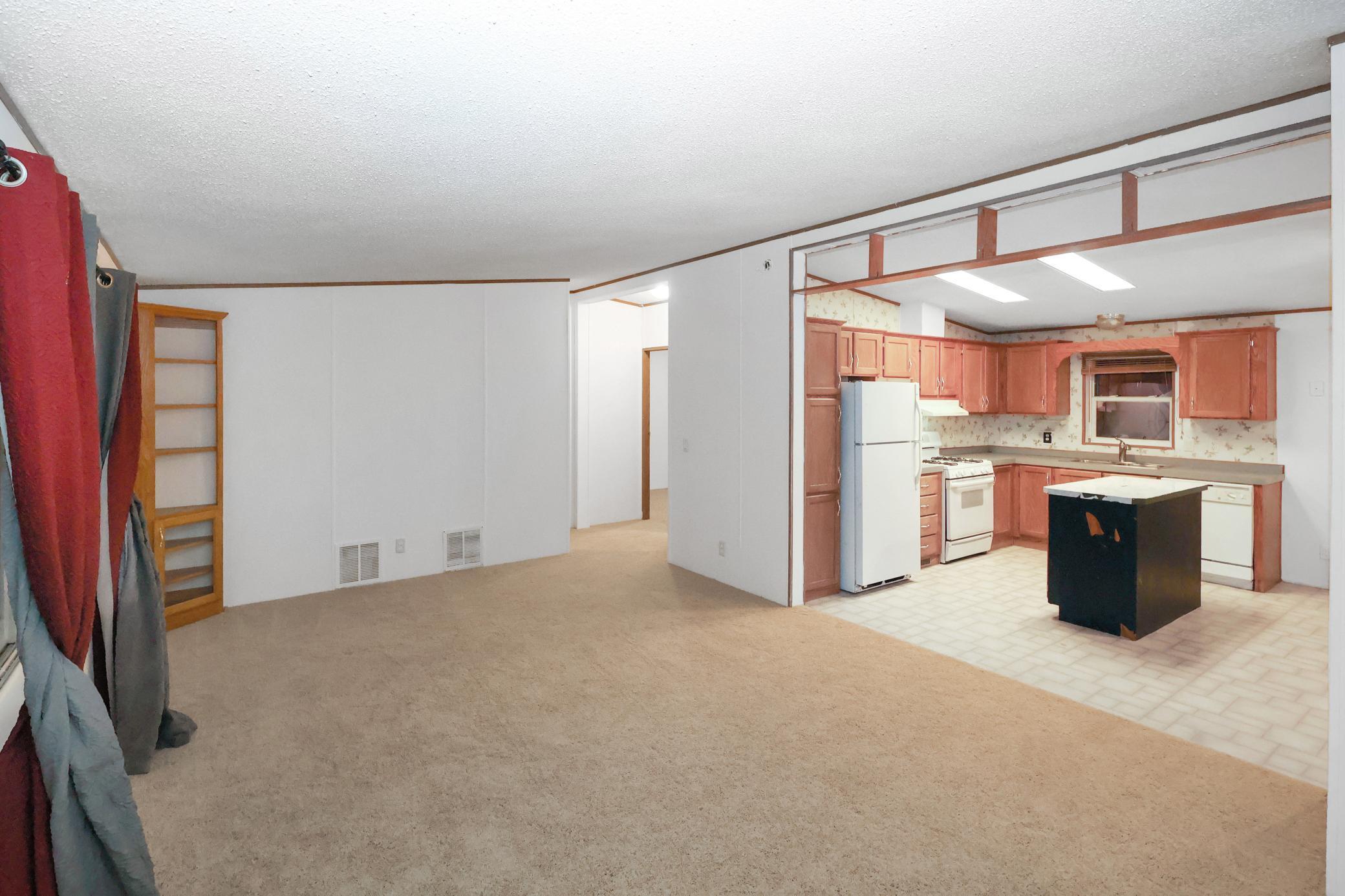 115 Apache Street Northwest, Unit B Princeton, MN 55371 - Photo 3 of 19