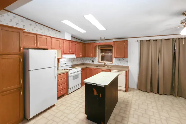 $90,000 | 115 Apache Street Northwest, Unit B, Princeton, MN 55371