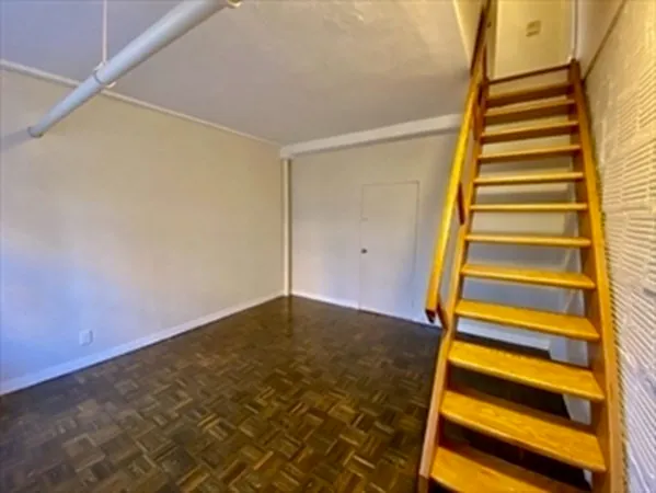 $4,350 | 205 Mt Auburn Street, Unit 1D, Cambridge, MA 02138