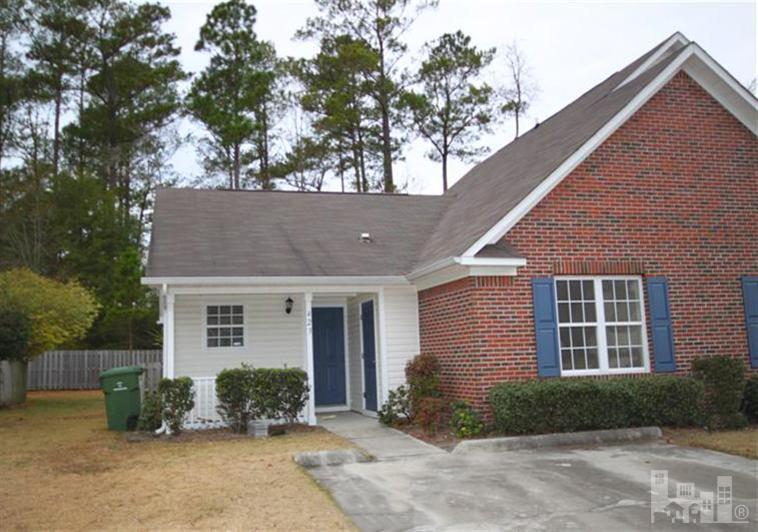 423 Estate Road Wilmington, NC 28405 - Photo 1 of 10 Primary Photo
