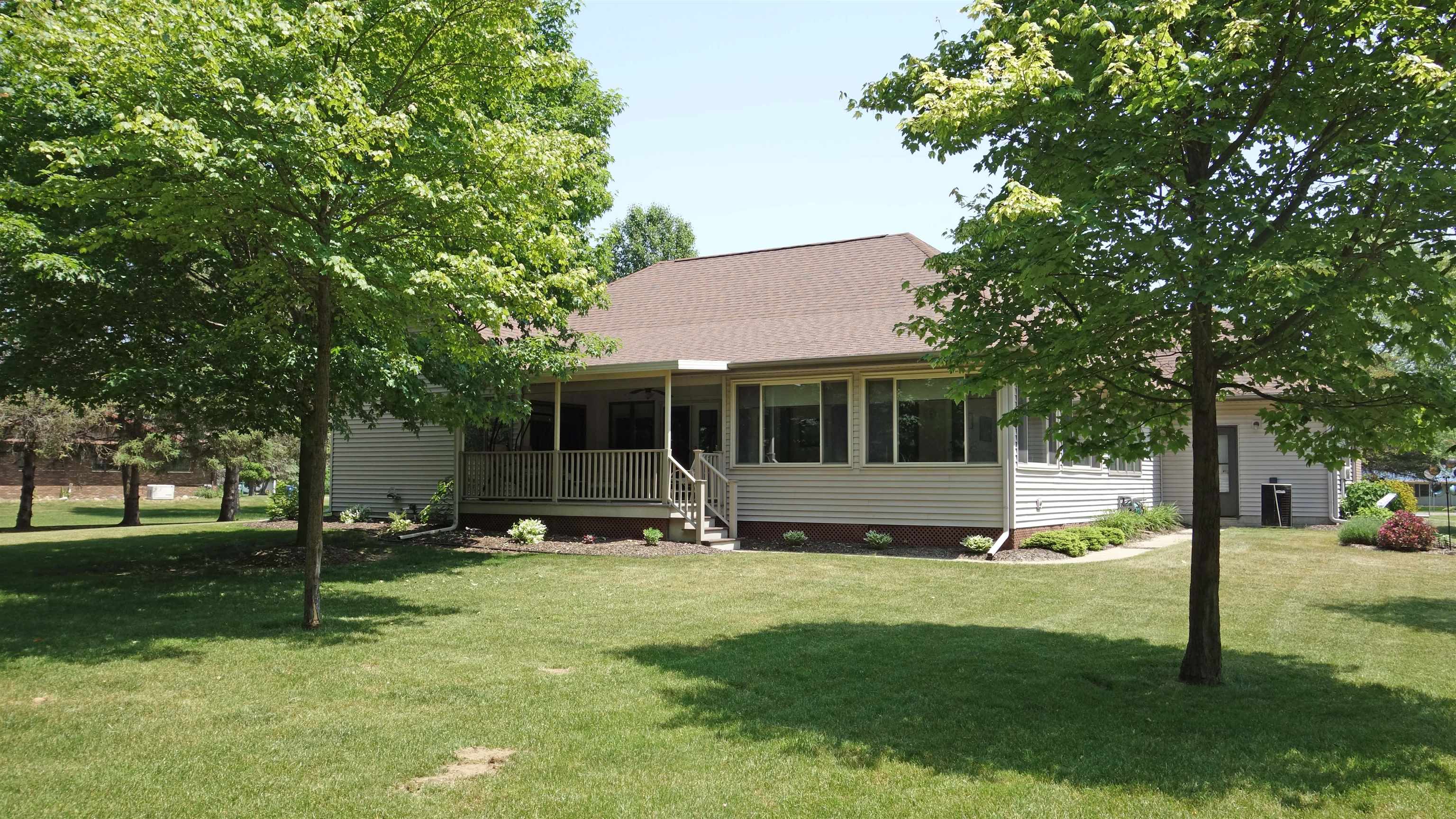 17318 South Sharon Road Chesaning, MI 48616 - Photo 31 of 62 50111272-30.JPG