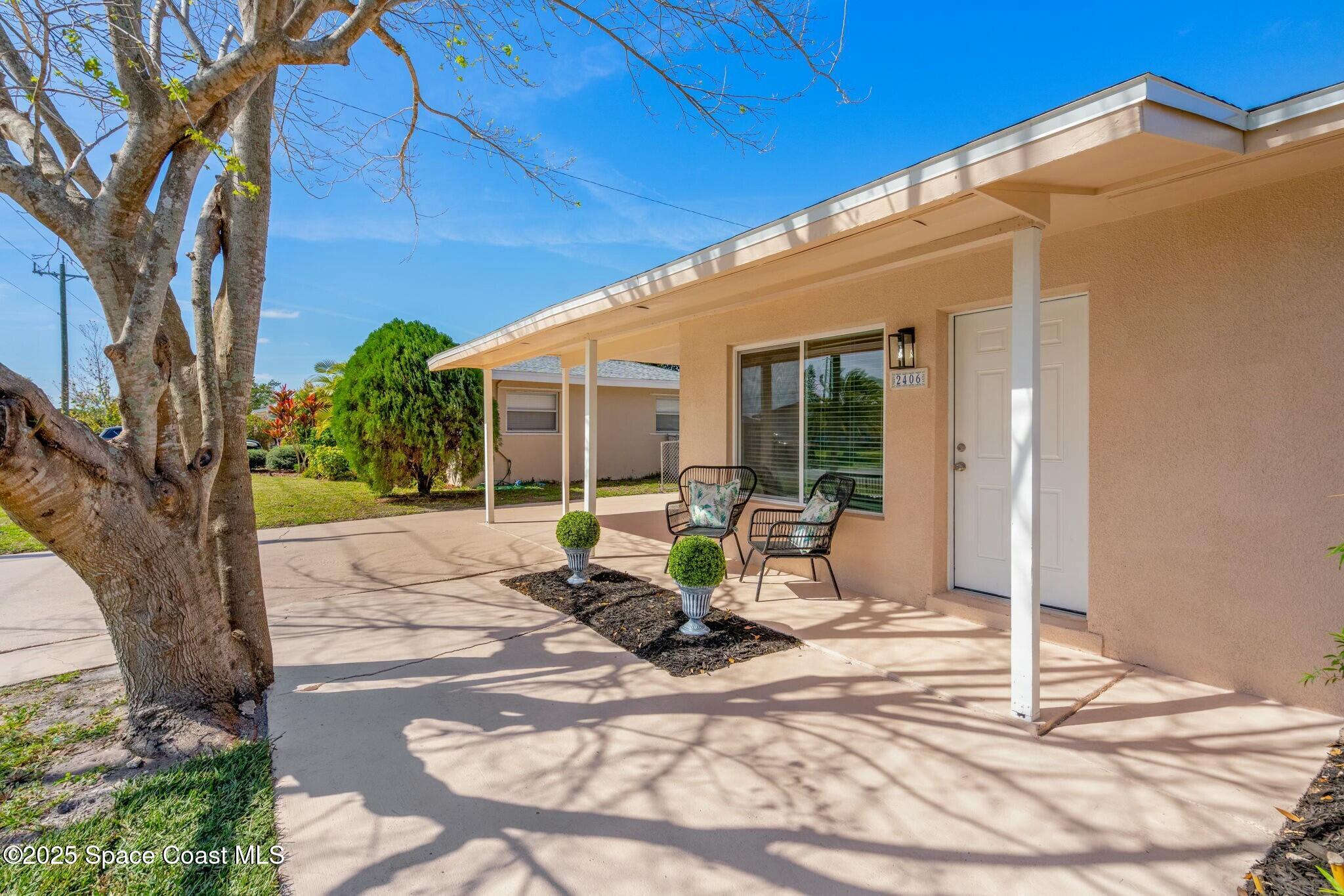 2406 Fatzler Road Melbourne, FL 32935 - Photo 5 of 33 tempImagefpBQ6Y