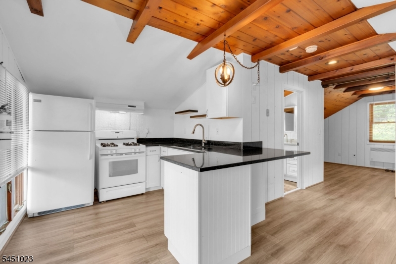 79 Castle Rock Road Lake Hopatcong, NJ 07849 - Photo 41 of 50 Gallery Image 41