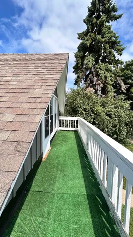 $1,050 | 5747 North 93rd Street, Unit UPPR, Milwaukee, WI 53225