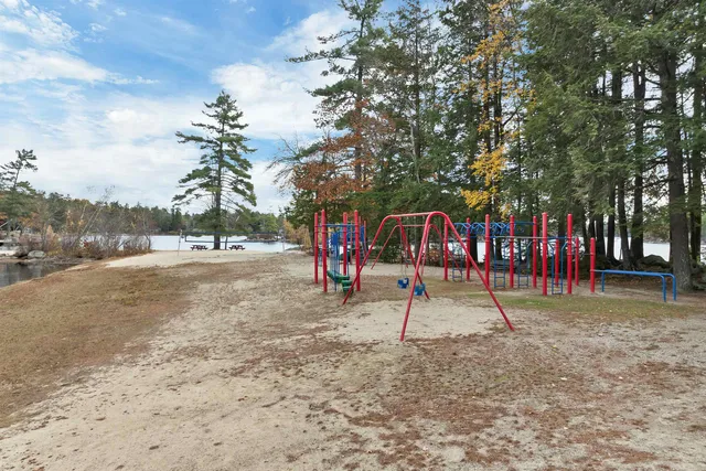 $749,000 | 22 Sundorf Street, Moultonborough, NH 03254