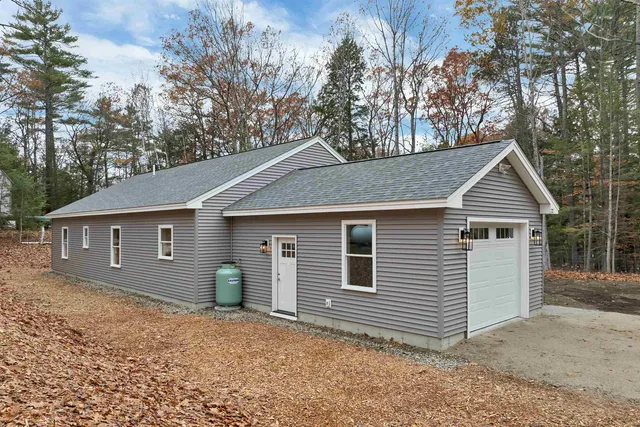 $749,000 | 22 Sundorf Street, Moultonborough, NH 03254