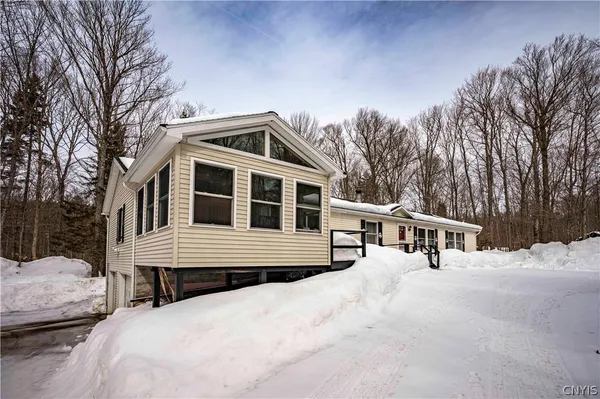 $500,000 | 65 Uncas Road, Inlet, NY 13360