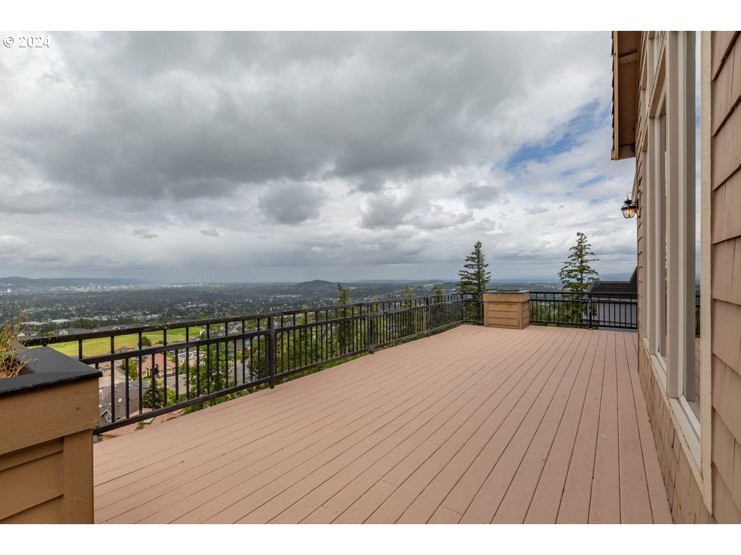 9427 Southeast Scotts Ridge Court Happy Valley, OR 97086 - Photo 30 of 42 Gallery Image 30