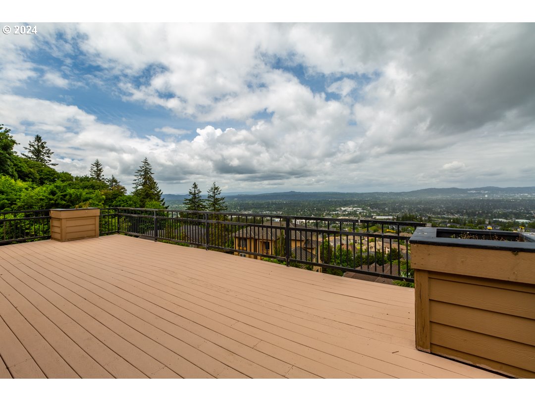 9427 Southeast Scotts Ridge Court Happy Valley, OR 97086 - Photo 31 of 42 Gallery Image 31