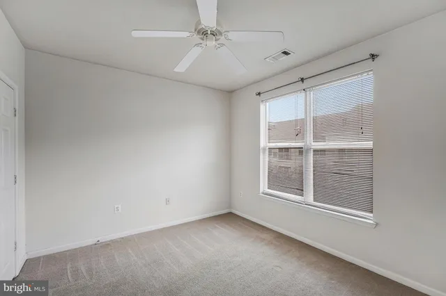 $449,900 | 9480 Virginia Center Boulevard, Unit 422, Vienna, VA 22181