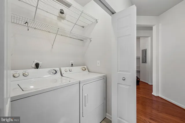 $449,900 | 9480 Virginia Center Boulevard, Unit 422, Vienna, VA 22181