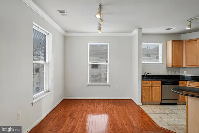 $449,900 | 9480 Virginia Center Boulevard, Unit 422, Vienna, VA 22181