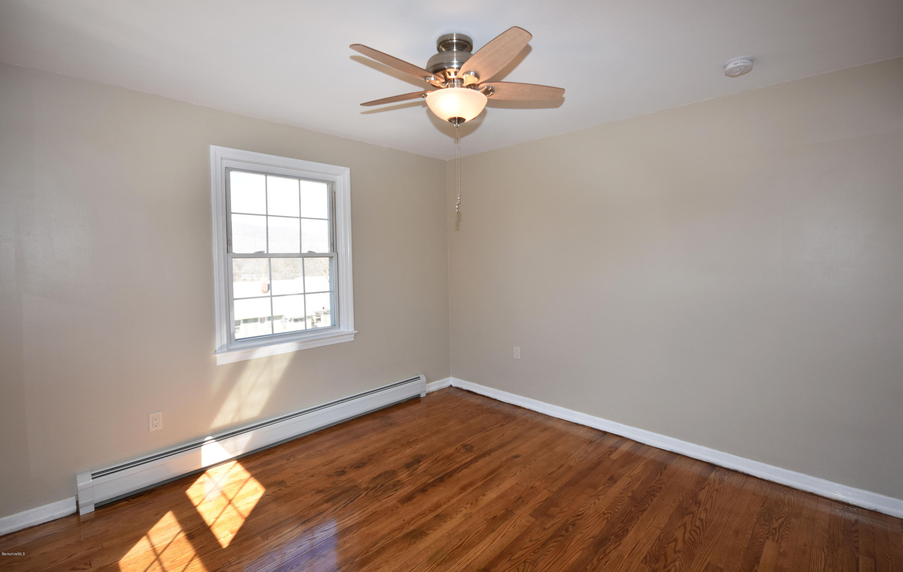 28 Westview Road Lanesborough, MA 01237 - Photo 22 of 41 Bedroom #2