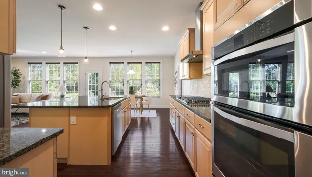 $875,000 | 5068 Kratz Carriage Road, Pipersville, PA 18947