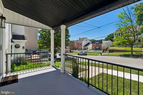 $725,000 | 232 East 6th Avenue, Conshohocken, PA 19428