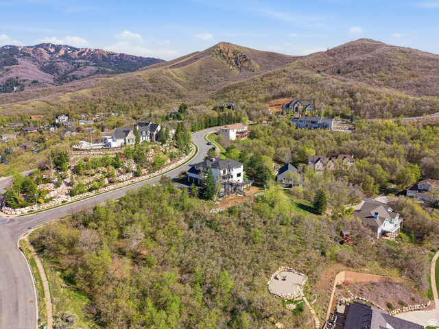 2806 Maple Cove Lane Bountiful, UT 84010 - Photo 69 of 71