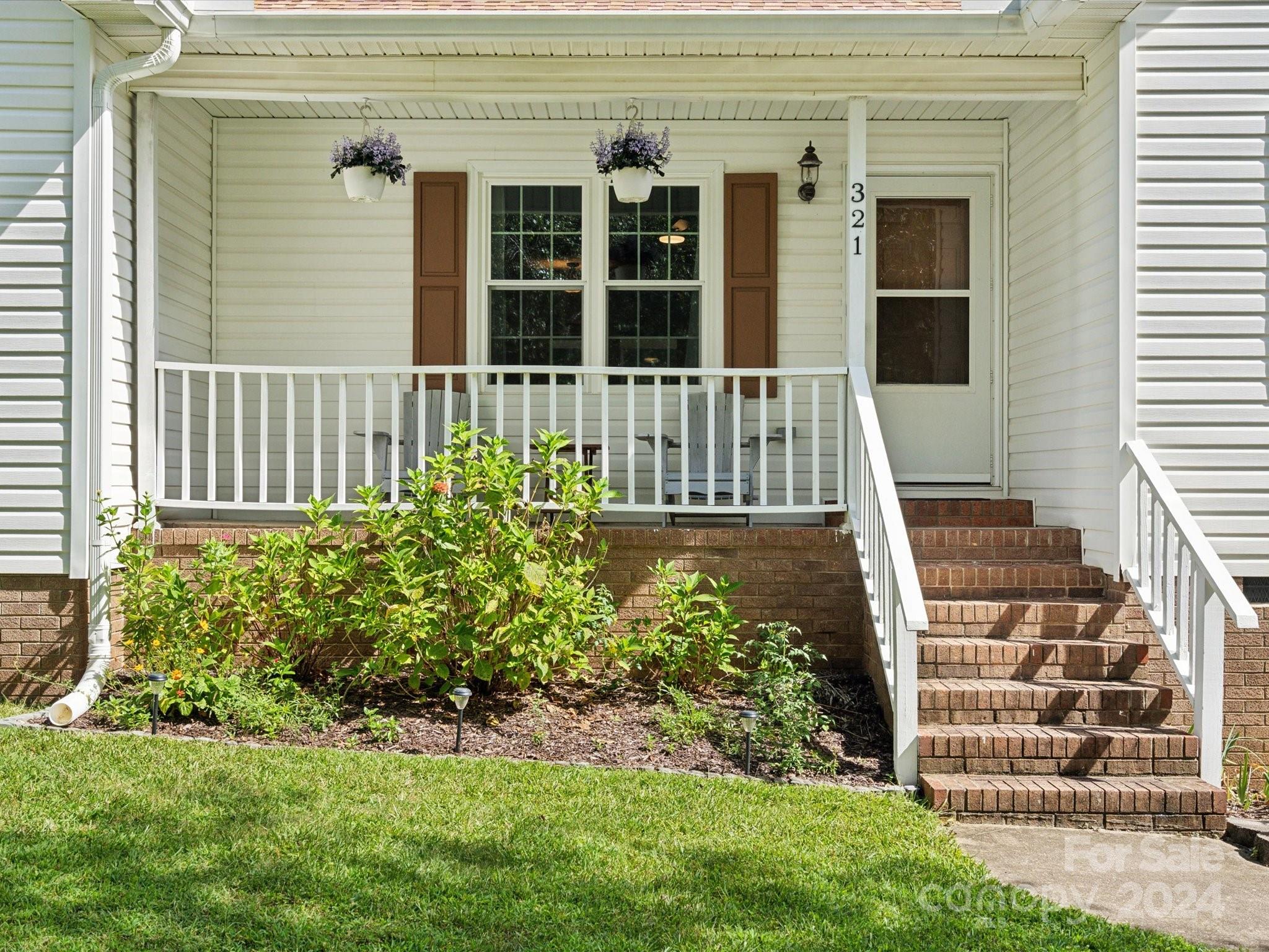 321 Robert Keever Road Stanley, NC 28164 - Photo 5 of 44 Gallery Image 5