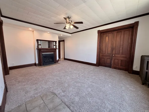 $199,900 | 323 West Madison Street, Plymouth, IN 46563