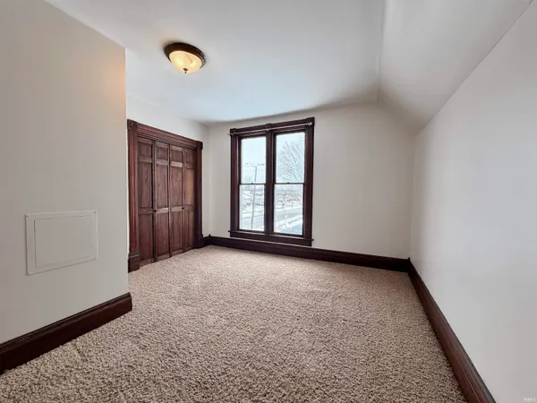 $199,900 | 323 West Madison Street, Plymouth, IN 46563