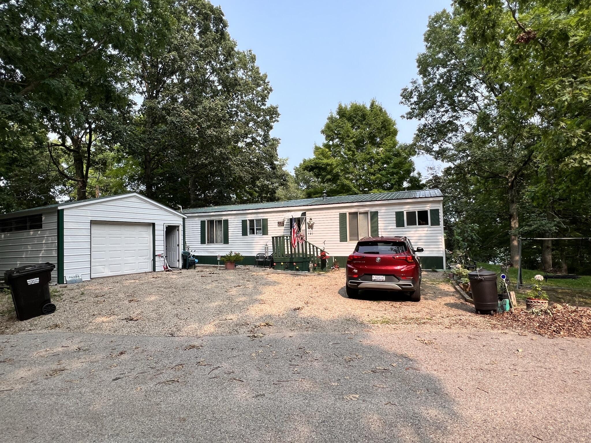 9519 West W Drive Jerome, MI 49249 - Photo 21 of 27 9518 West Dr - Hilltop (1)