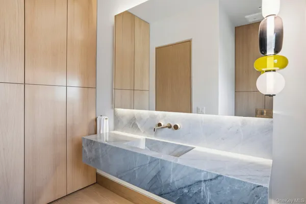 a bathroom with a bath tub