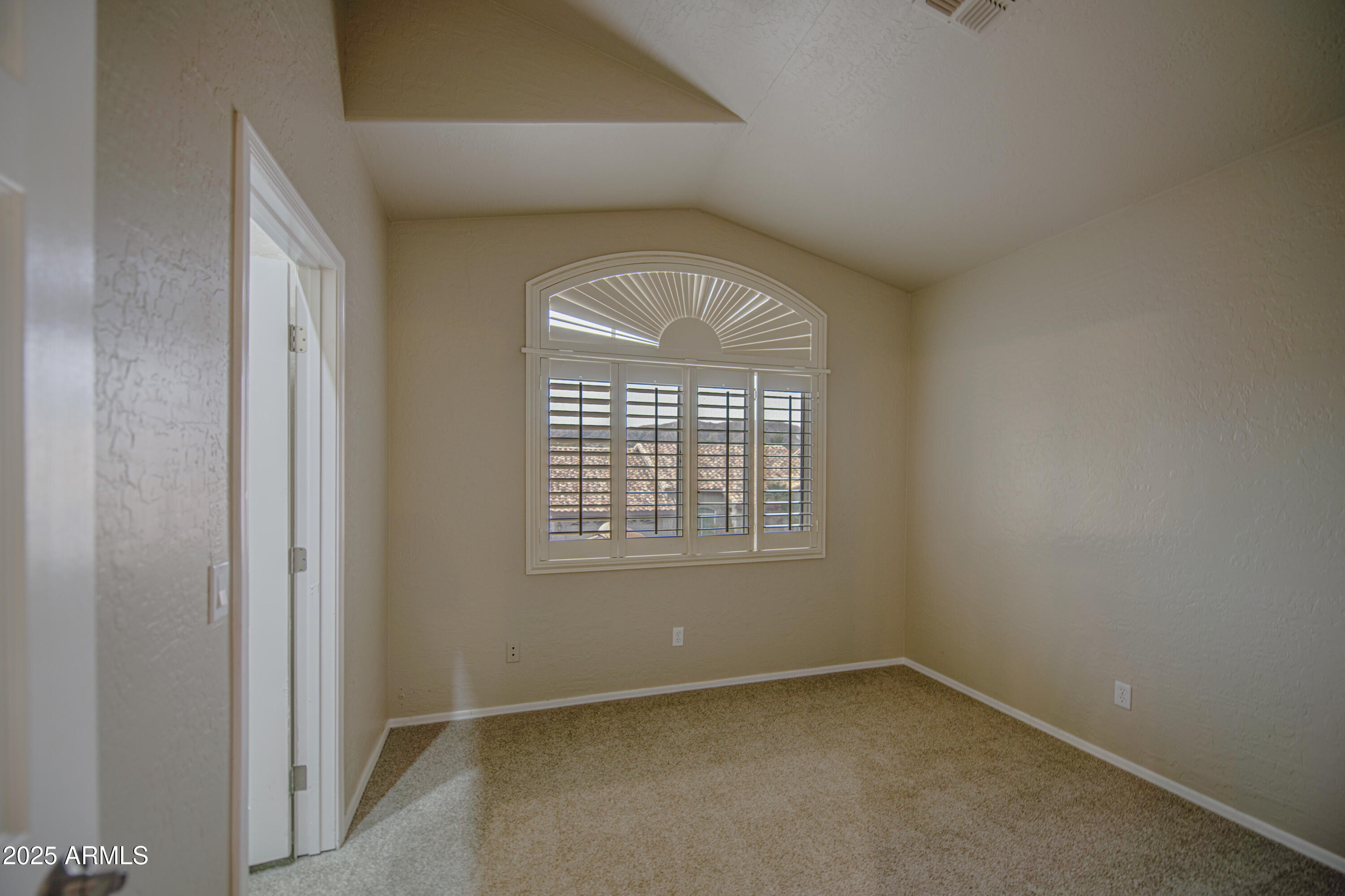 16237 South 13th Street Phoenix, AZ 85048 - Photo 14 of 68 an empty room with a window