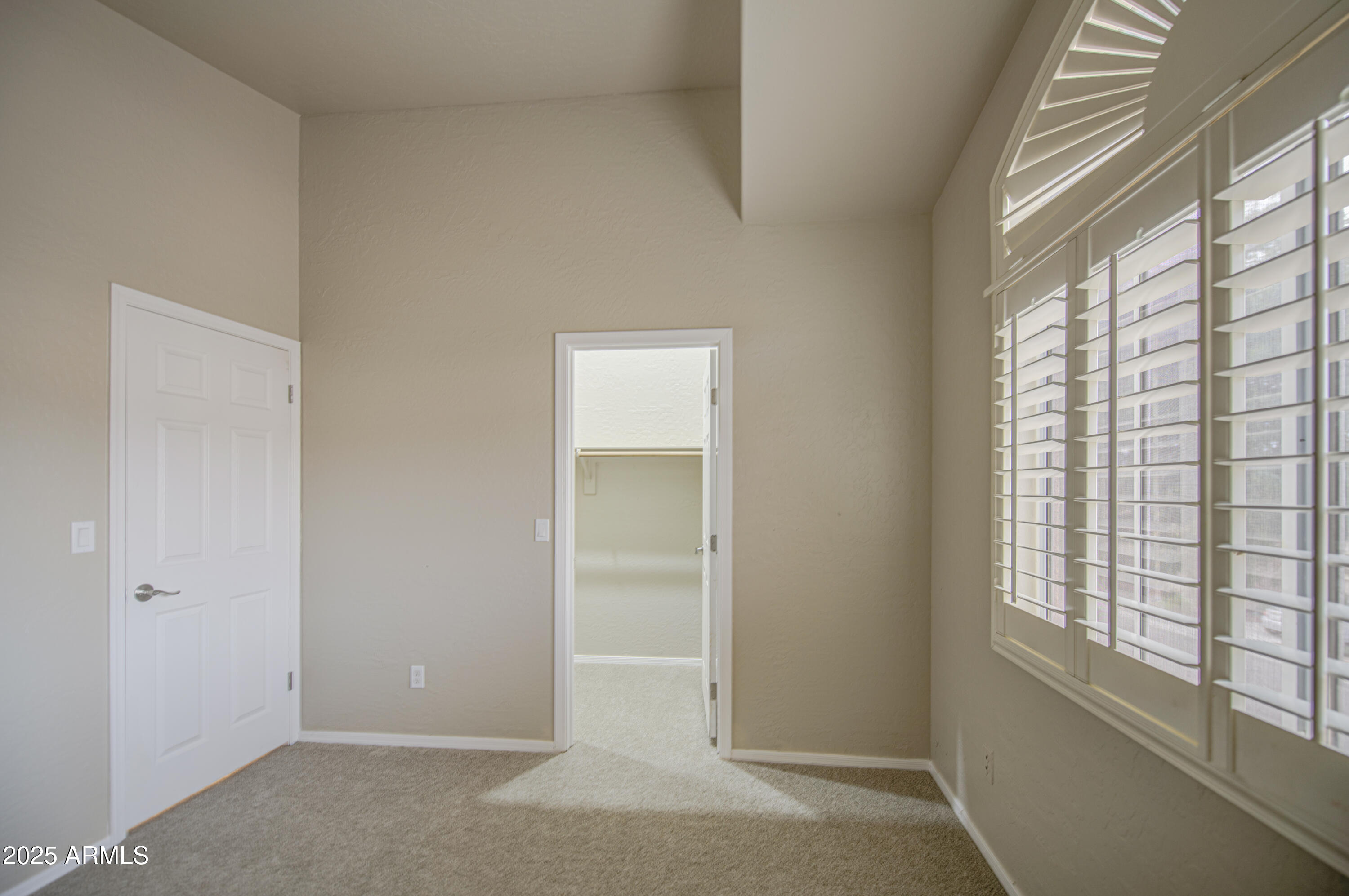 16237 South 13th Street Phoenix, AZ 85048 - Photo 15 of 68 a view of an empty room with a window