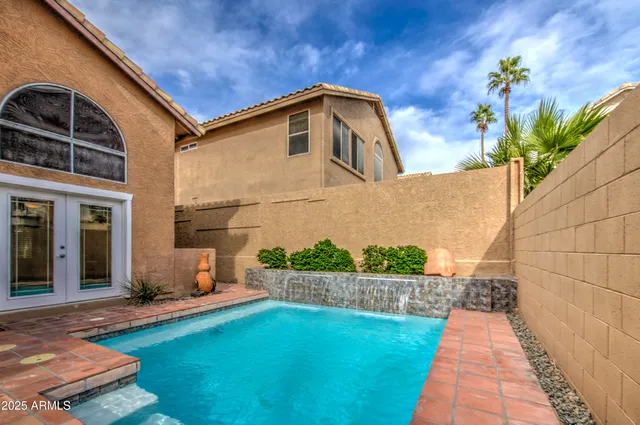 $668,000 | 16237 South 13th Street, Phoenix, AZ 85048