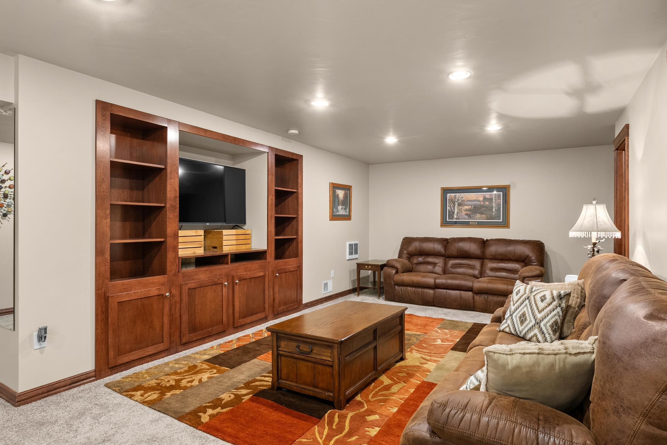 1842 Turquoise Trail Bellevue, WI 54311 - Photo 18 of 43 Built-in cabinet, updated carpet.