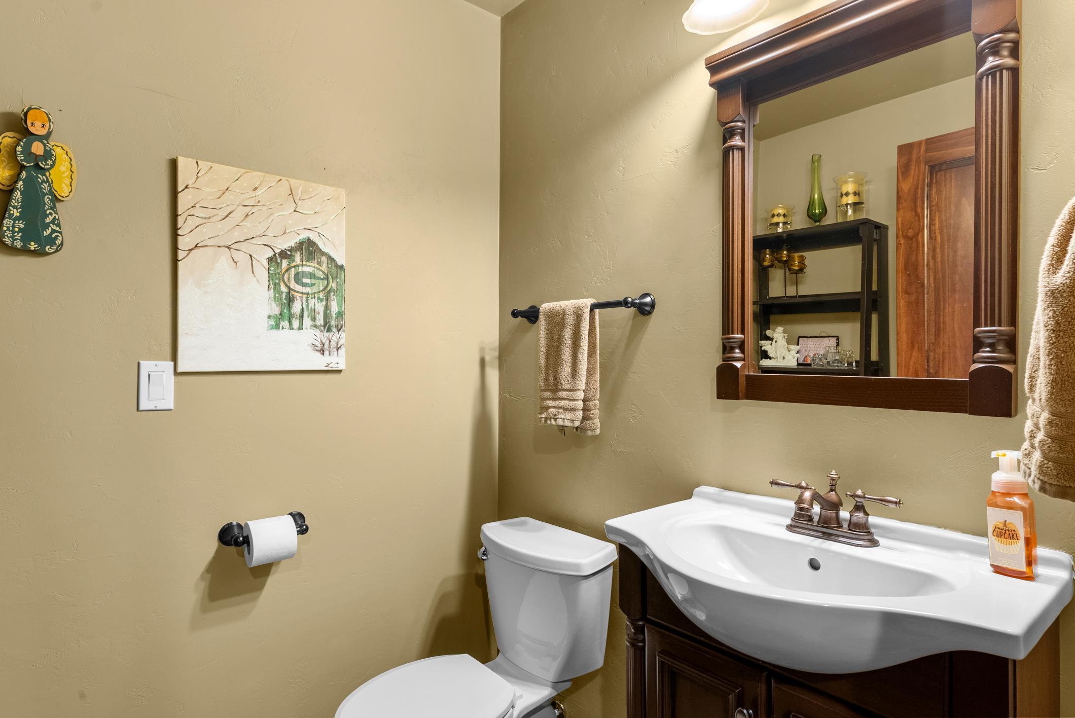 1842 Turquoise Trail Bellevue, WI 54311 - Photo 22 of 43 Convenient location by the rec room.