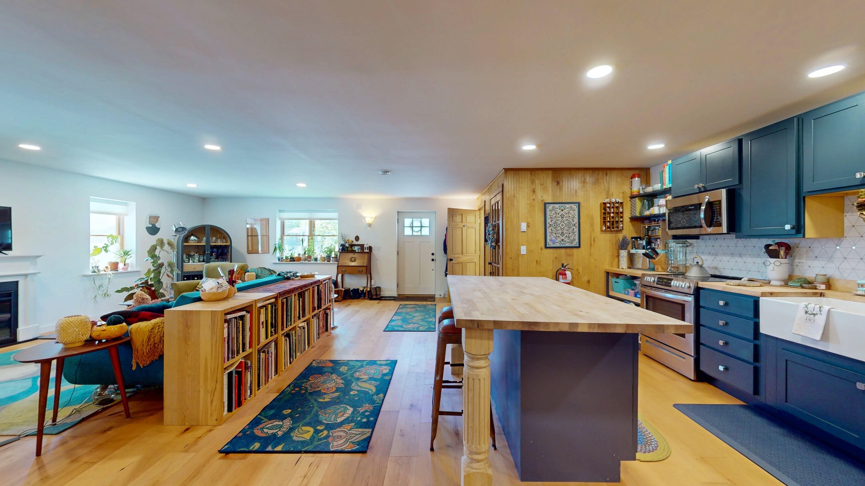 25 Union Street, Unit 2 Brandon, VT 05733 - Photo 3 of 19